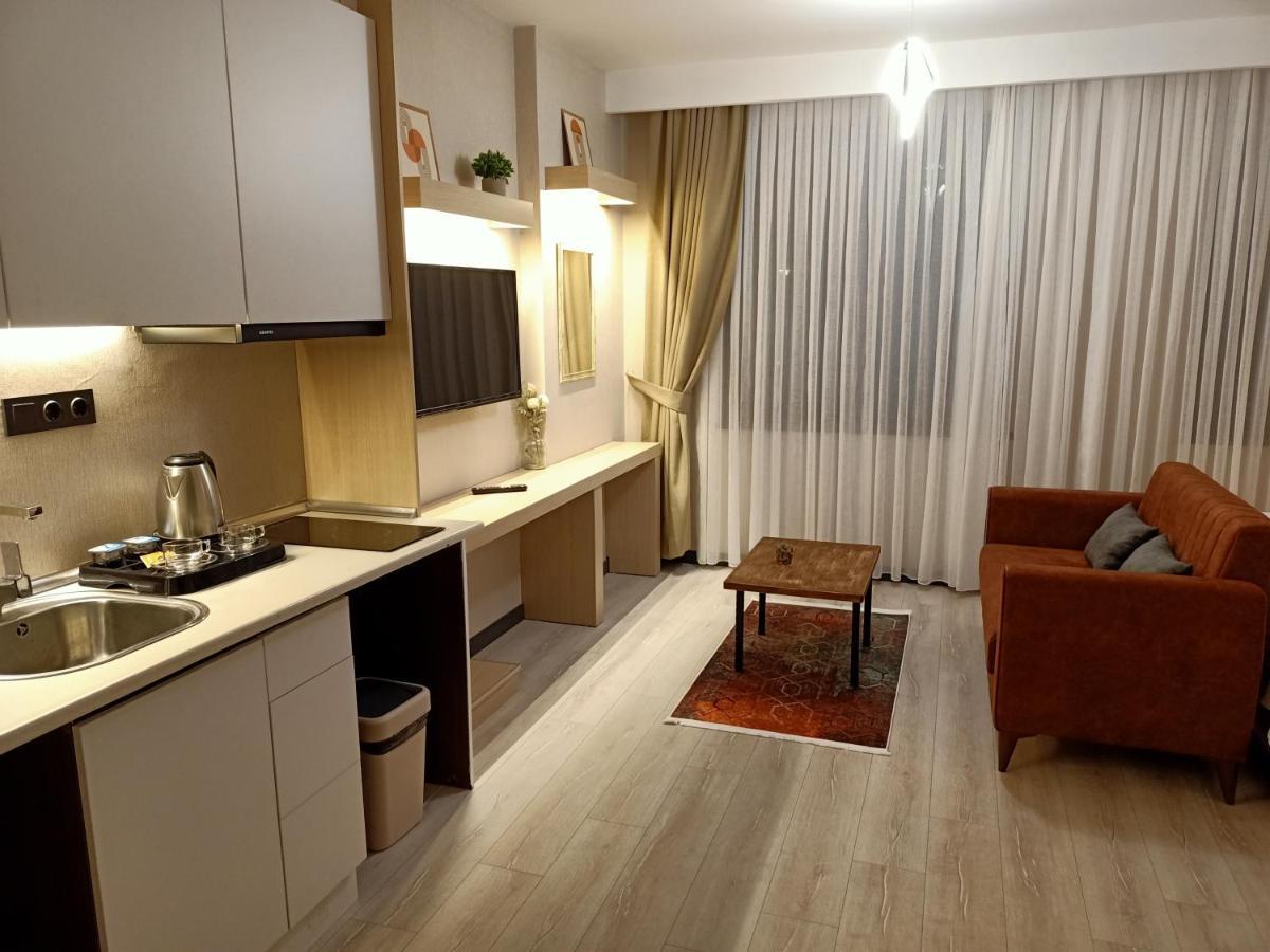 New Falcon Palas Otel Istanbul Exterior photo