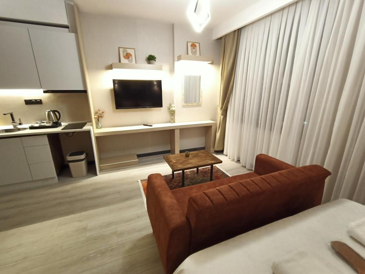 New Falcon Palas Otel Istanbul Exterior photo